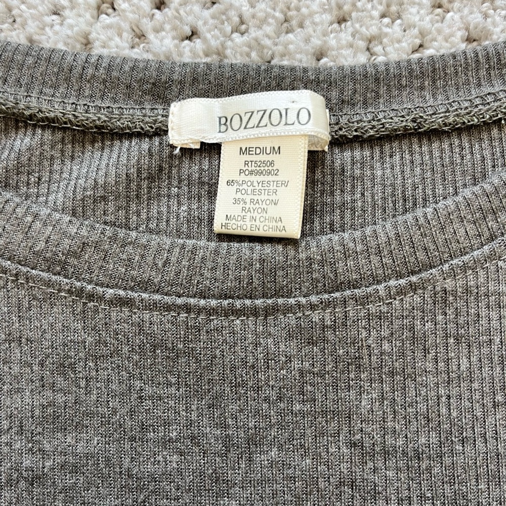 Women's Gray Ribbed Top - Picture 2 of 3